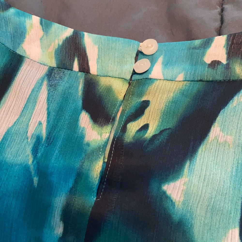 Colorful blues. - Picture 4 of 6